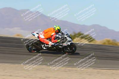 media/Dec-15-2023-Apex Assassins (Fri) [[91f19fb1c7]]/Racer 2/Session 2 (Bowl Exit)/